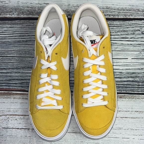 Nike Men's Blazer Low ‘77 Suede Speed Yellow/White-Speed Yellow-White Size 9 - Picture 7 of 9